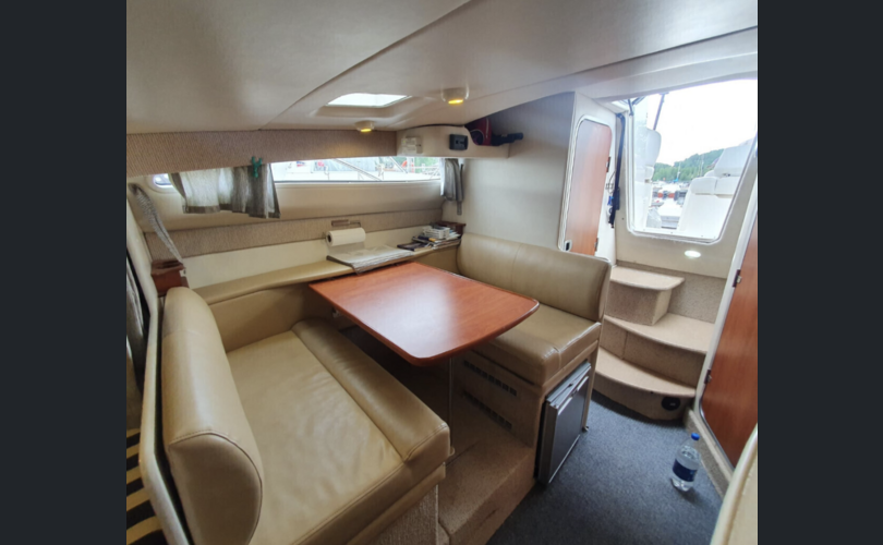 Bayliner 285-kuva-11